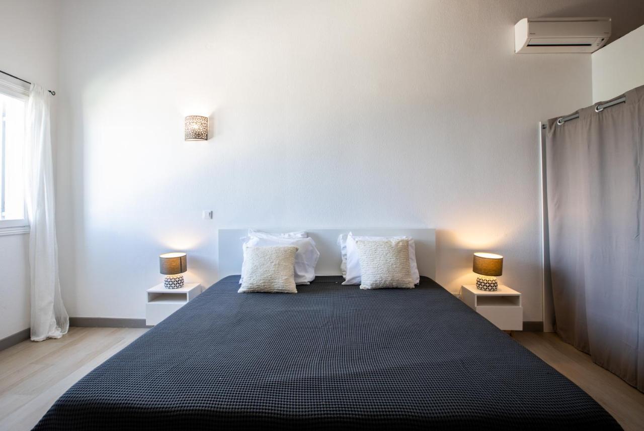 Stunning New Apartment With View Of Orient Bay Quarter of Orleans エクステリア 写真