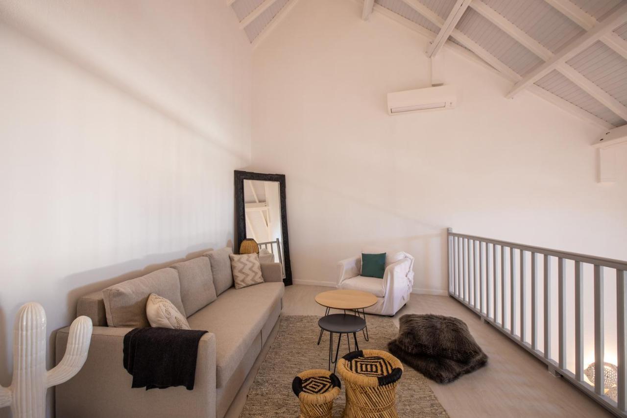 Stunning New Apartment With View Of Orient Bay Quarter of Orleans エクステリア 写真